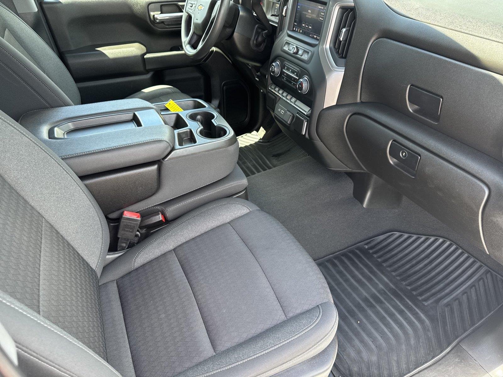 Used 2022 Summit White Chevrolet Custom image 34