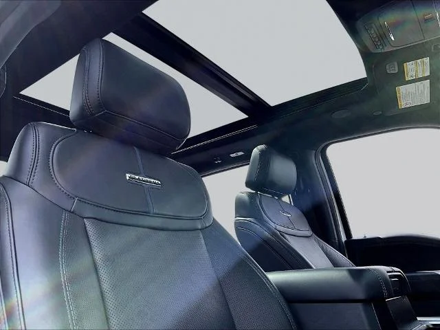 New 2026 Star White Metallic Tri-Coat Ford F-250® Platinum® image 77