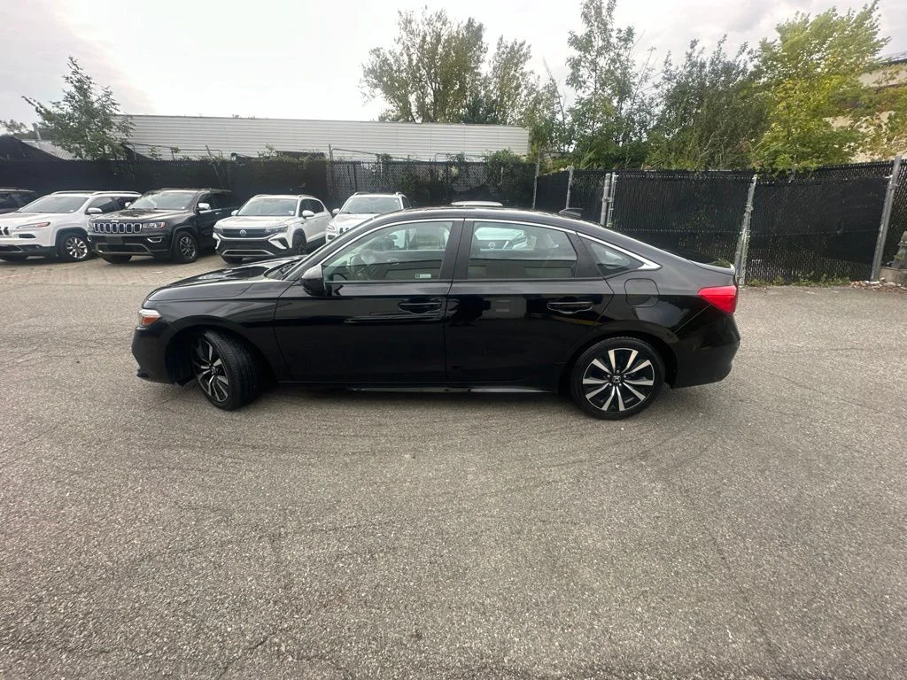Used 2024 Black Honda EX image 3