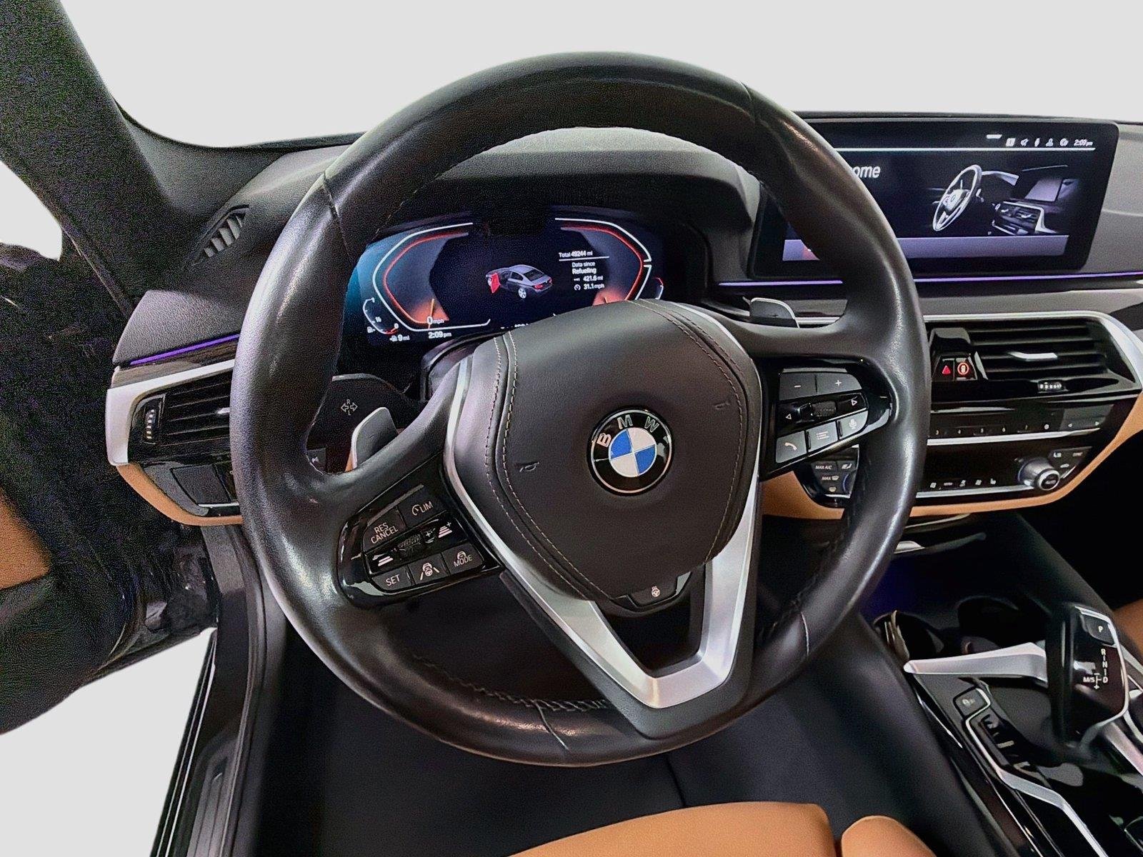 Used 2022 Dark Graphite Metallic BMW 540i xDrive image 11