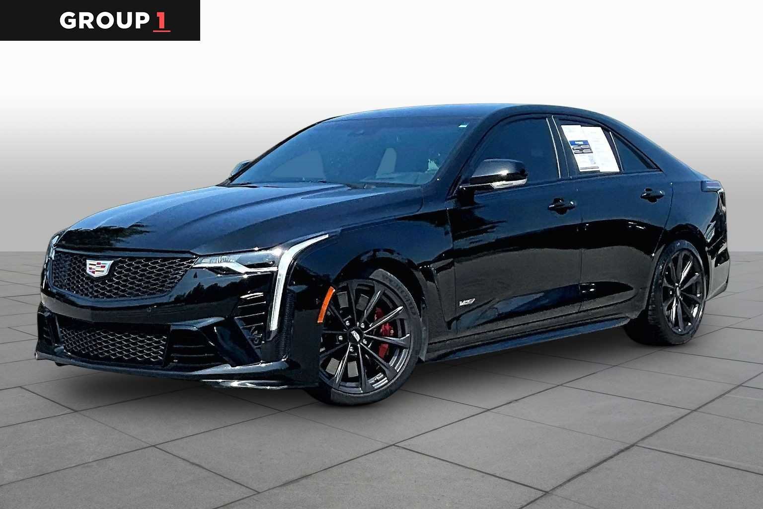 2023 Cadillac CT4 V-Series Blackwing's photo