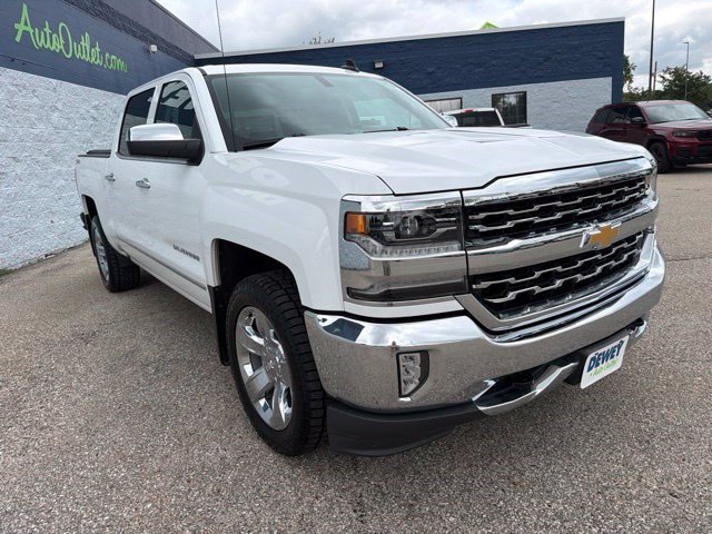 Used 2018 Summit White Chevrolet LTZ image 7