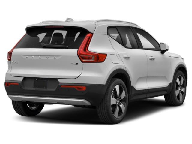 Used 2019 Gray Metallic Volvo Momentum image 2