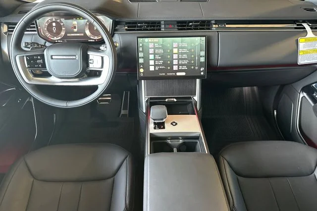 New 2026 Fuji White Land Rover SE image 12