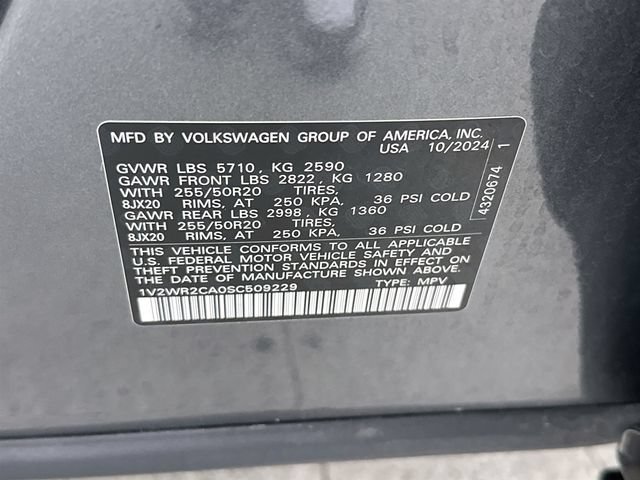 2025 Volkswagen Atlas SE w/Tech - Photo 41