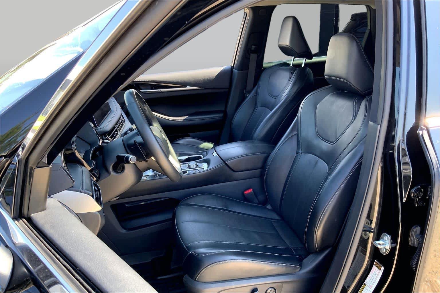 Pre-Owned 2023 INFINITI QX60 PURE
