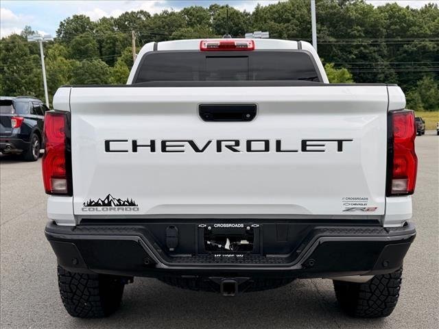 Used 2024 Summit White Chevrolet 4WD ZR2 image 4