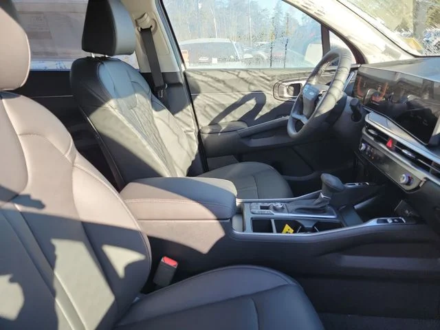 New 2026 Ebony Black Kia S image 33