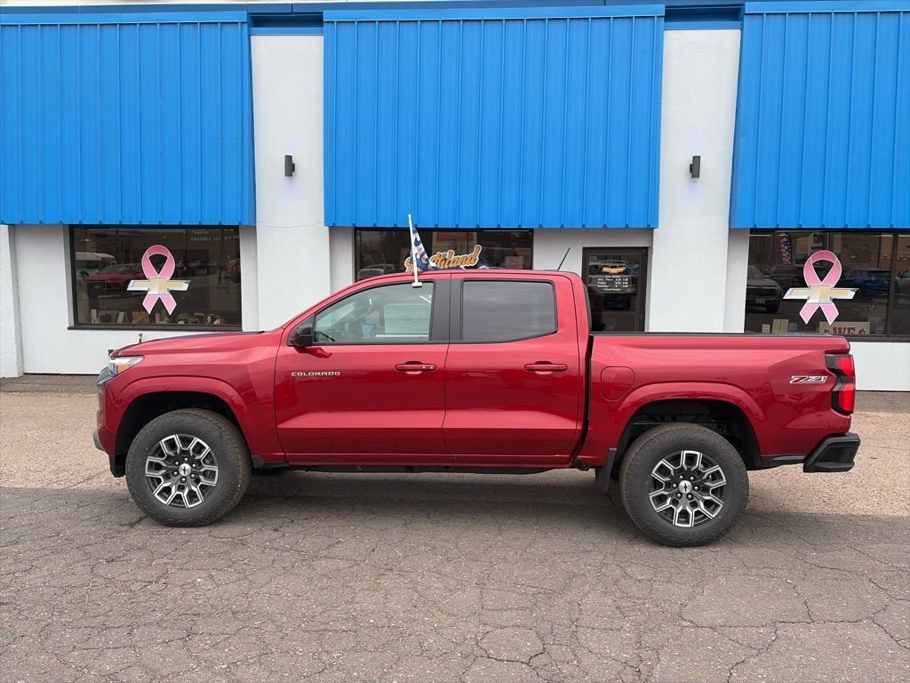 2026 Chevrolet Colorado Z71 - Photo 8