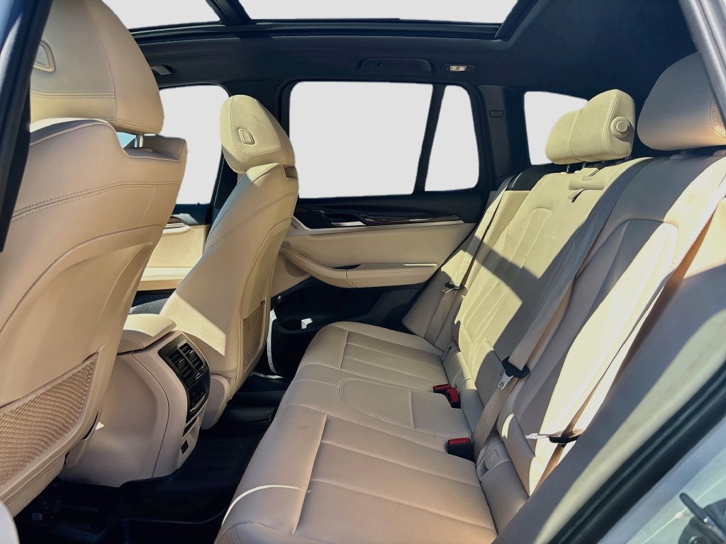 Used 2021 White BMW sDrive30i image 12