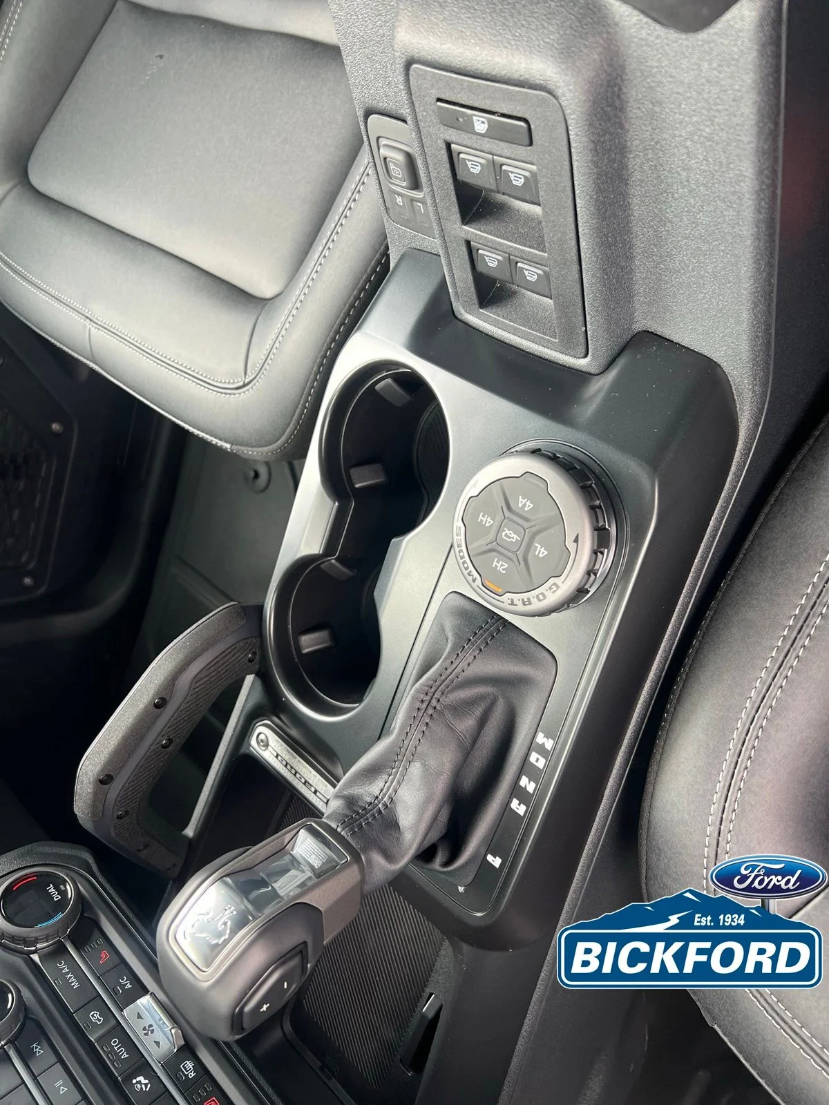New 2025 Gray Ford Badlands image 16