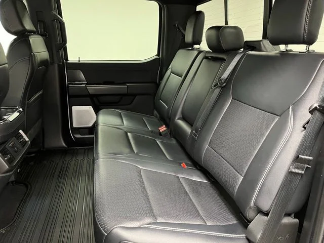 Used 2025 White Ford Lariat image 47