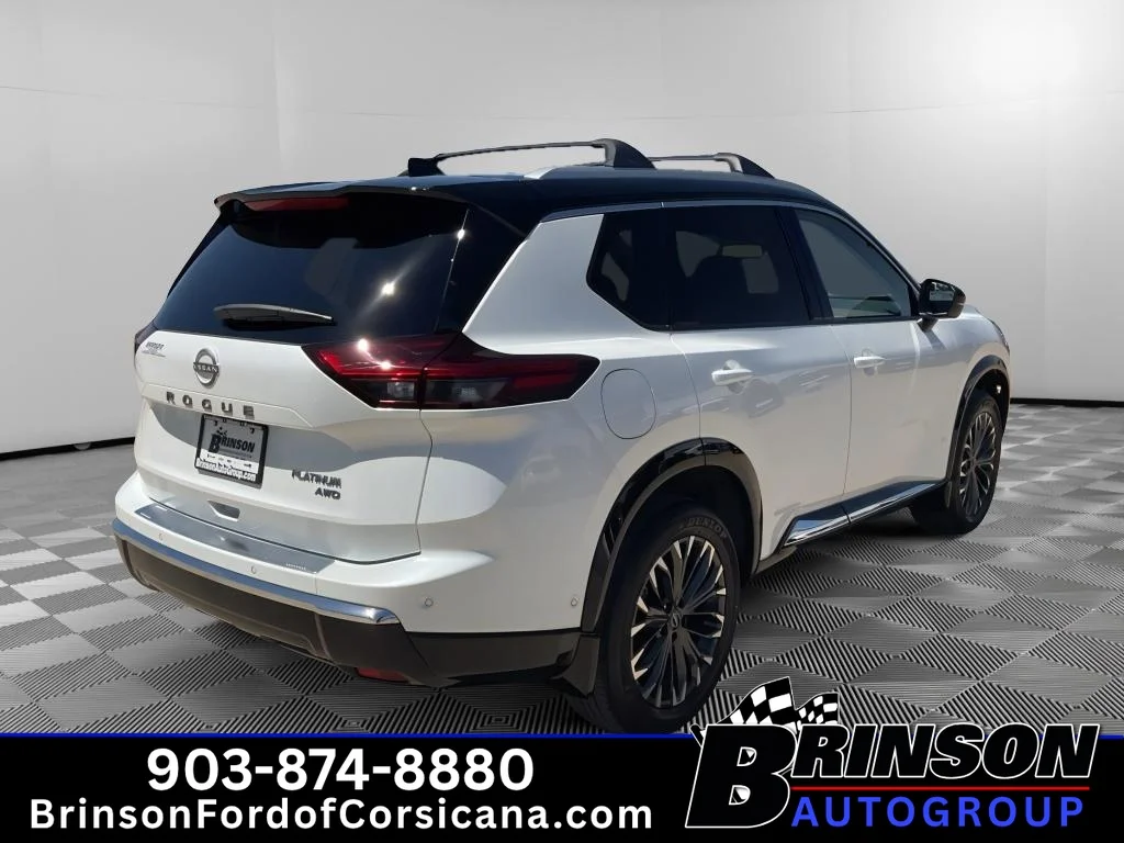 Used 2026 White / Black Nissan Platinum image 7