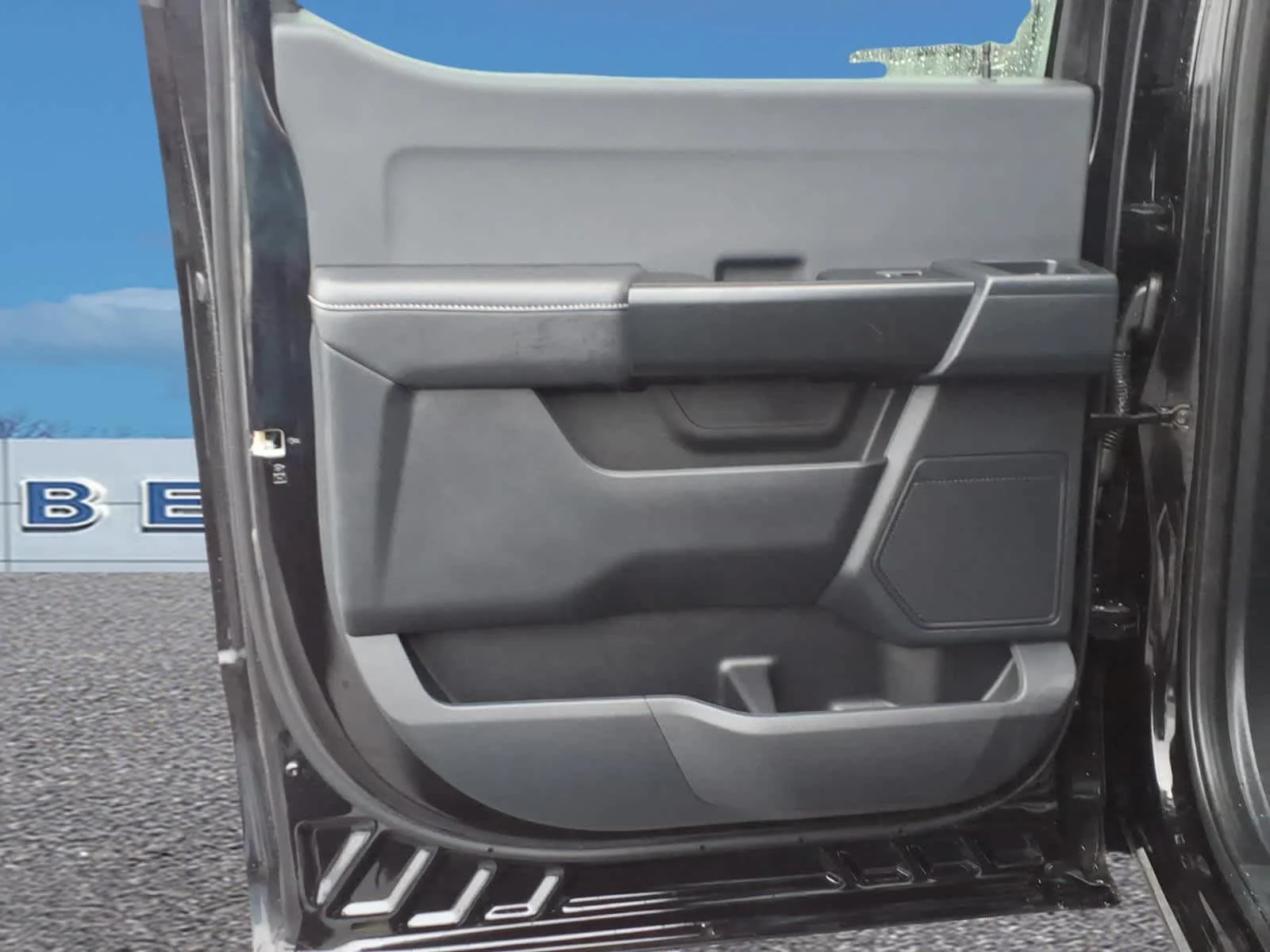 Used 2025 Agate Black Ford STX image 27