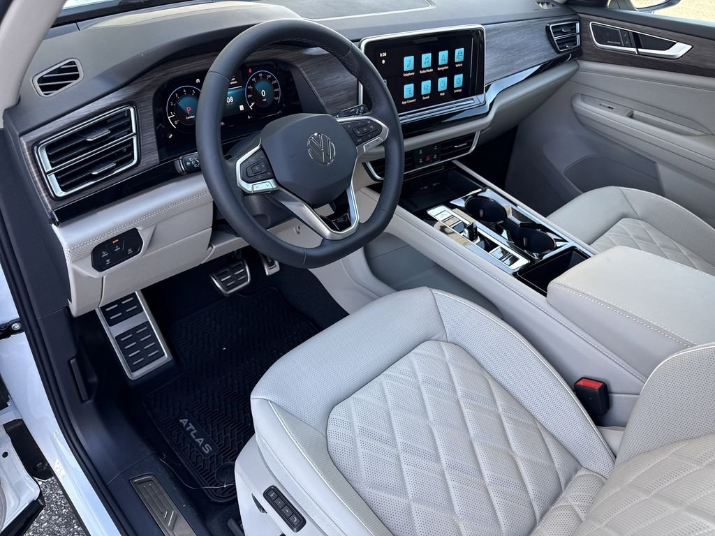 2026 Volkswagen Atlas SEL Premium R-Line - Photo 11