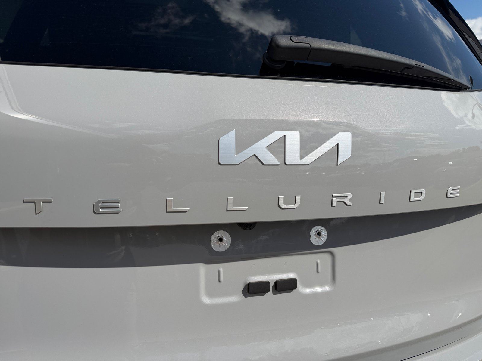 Used 2024 Wolf Gray Kia SX Prestige X-Line image 43