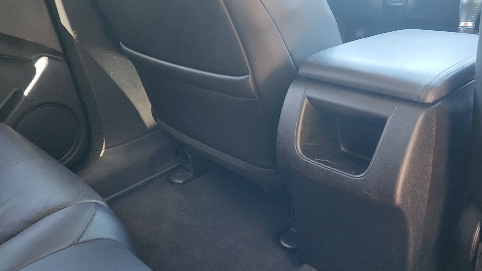 Used 2014 Crystal Black Pearl Acura Tech Pkg image 23