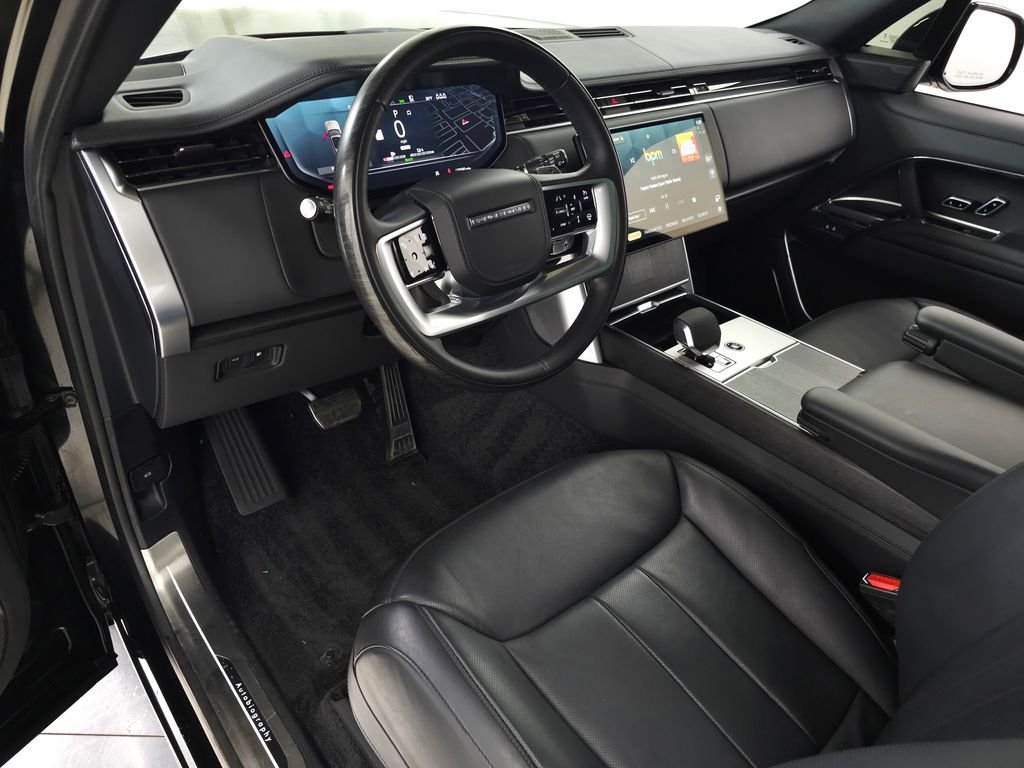 Used 2025 Black Land Rover Autobiography image 17