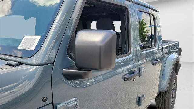 New 2026 Anvil Clear-Coat Exterior Paint Jeep Sport S image 11