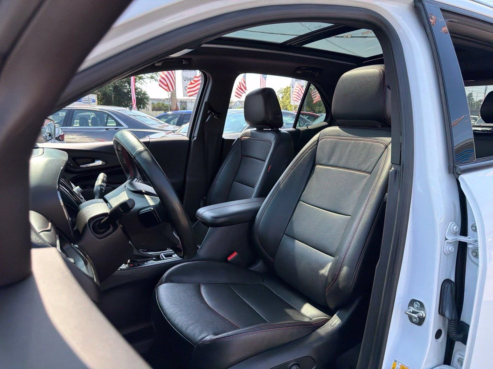 Used 2024 White Chevrolet RS image 27