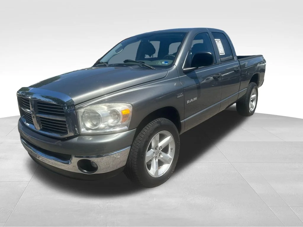 Used 2008 Gray Dodge SLT image 2