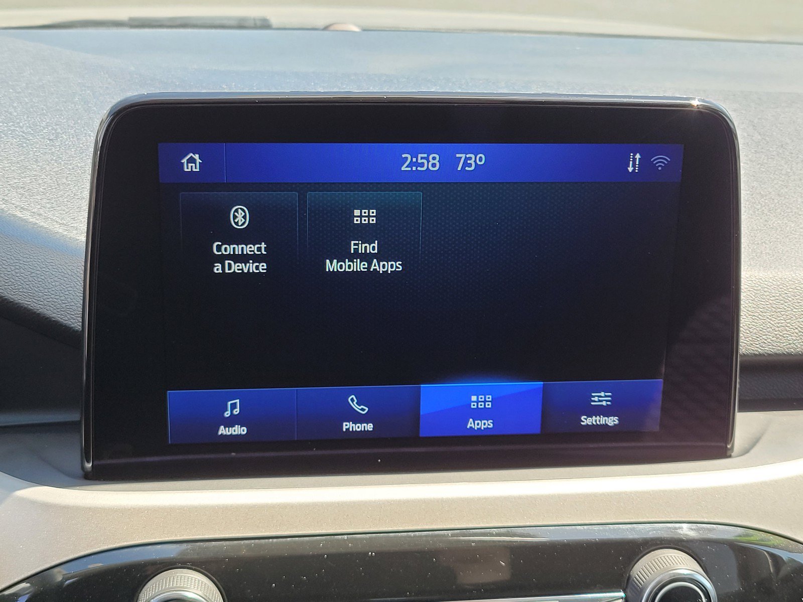 Used 2022 Silver Ford SE image 18