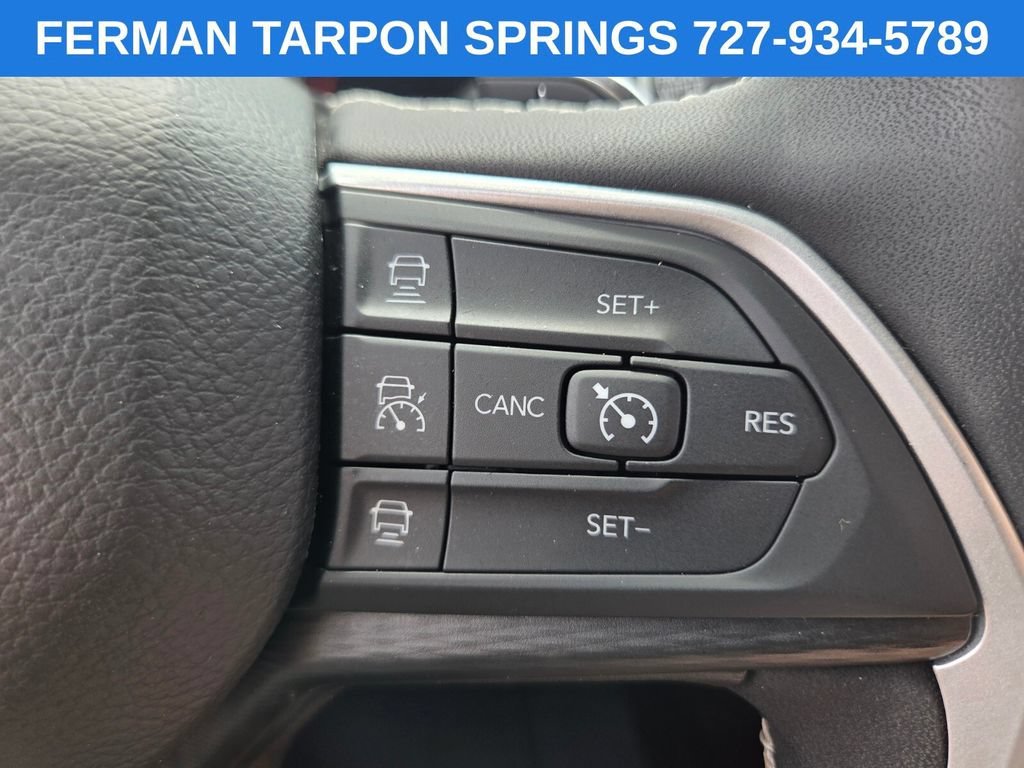 Used 2023 Black Jeep Altitude 4x4 image 31