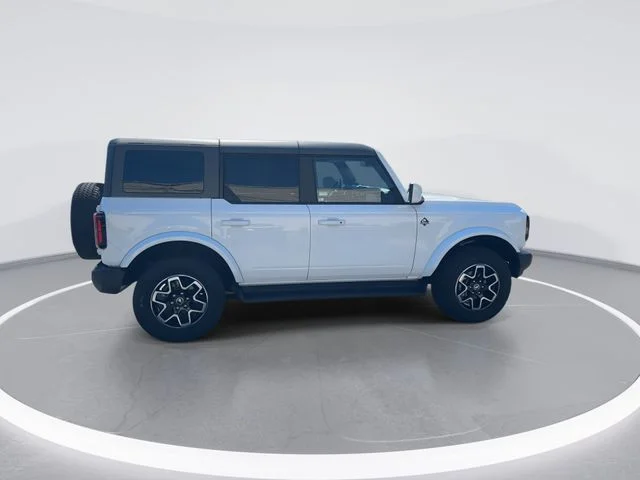 Used 2025 White Ford Outer Banks image 7