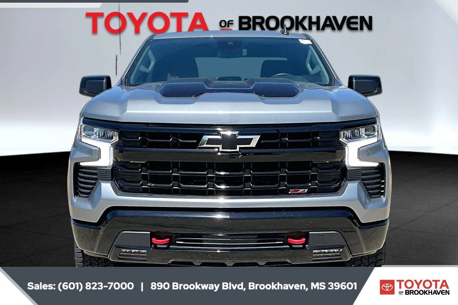 Used 2024 Sterling Gray Metallic Chevrolet LT Trail Boss image 3