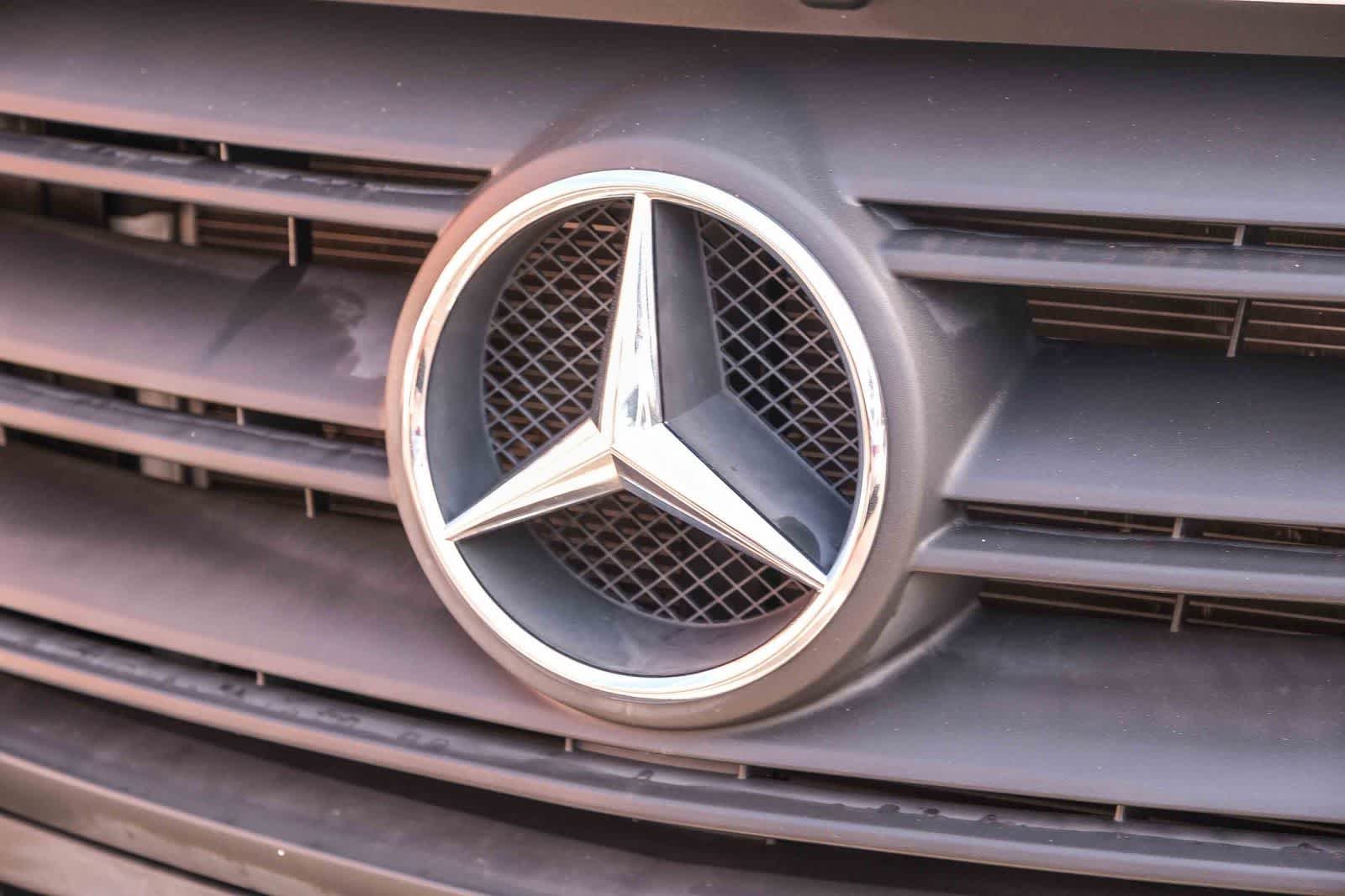 Used 2024 Arctic White Mercedes-Benz Cargo 144 WB image 13
