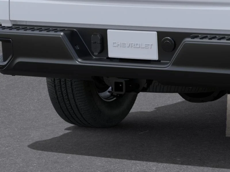 New 2026 Summit White Chevrolet WT image 14