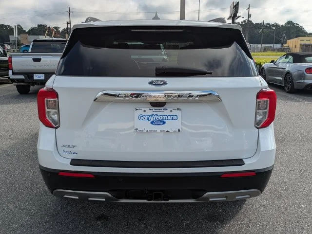 Certified Used 2024 Star White Ford XLT image 5