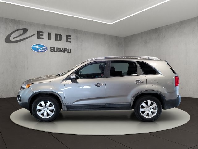 Used 2011 Titanium Silver Kia LX image 8