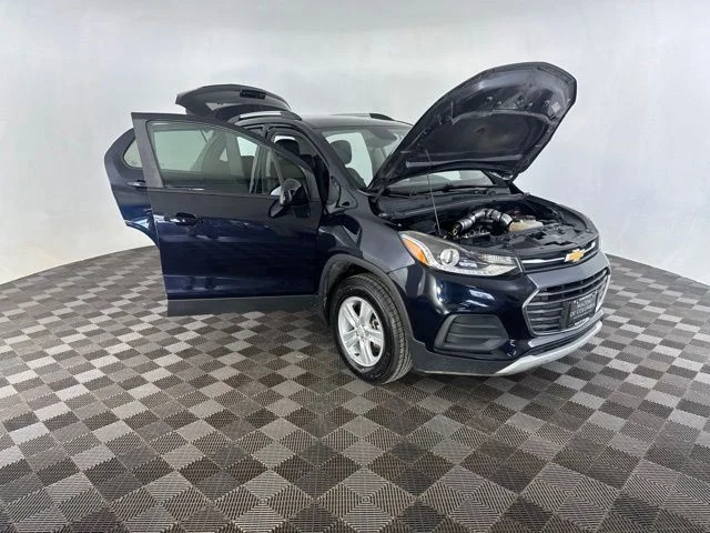 Used 2022 Blue Chevrolet LT image 12