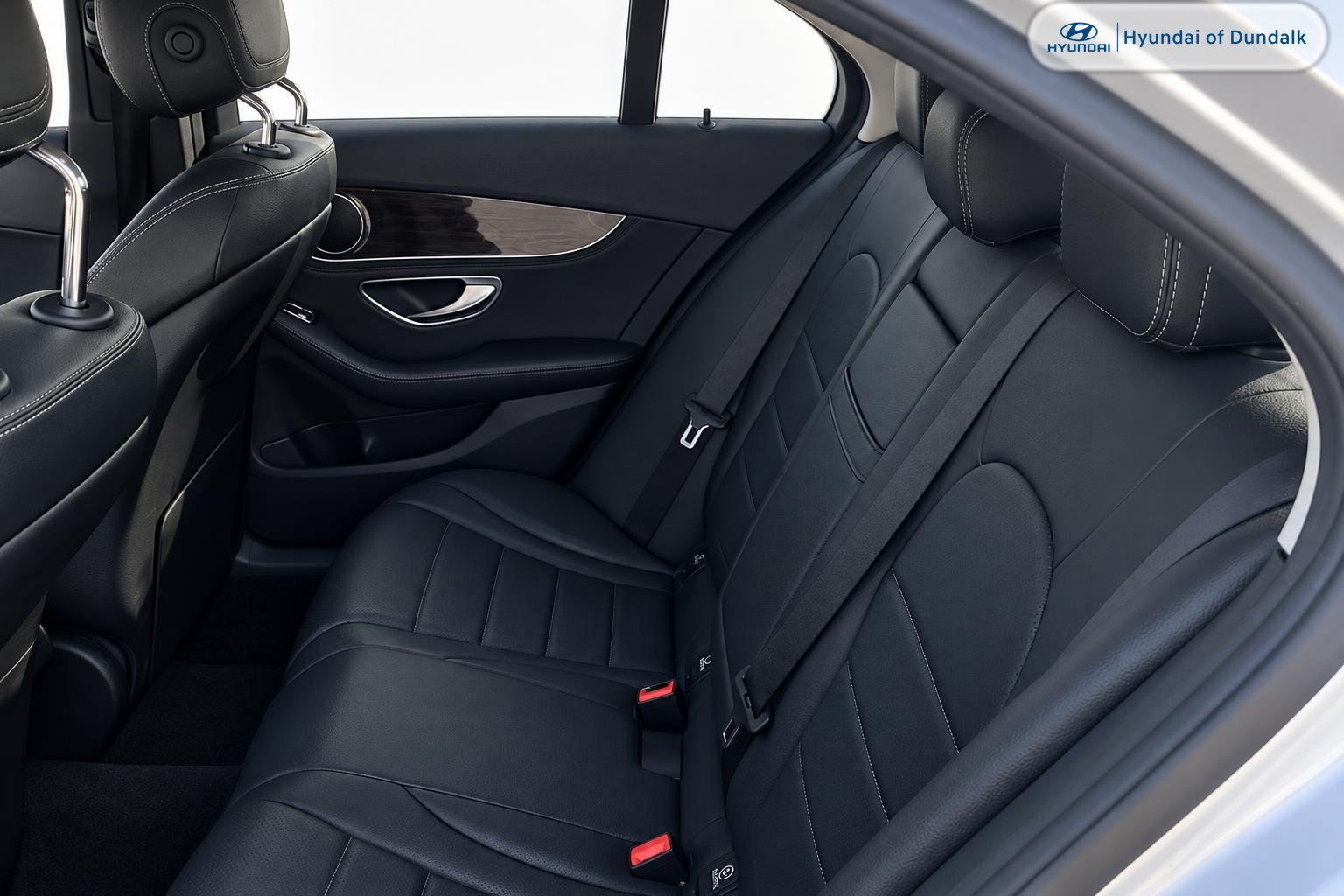 Used 2016  Mercedes-Benz C 300 image 7