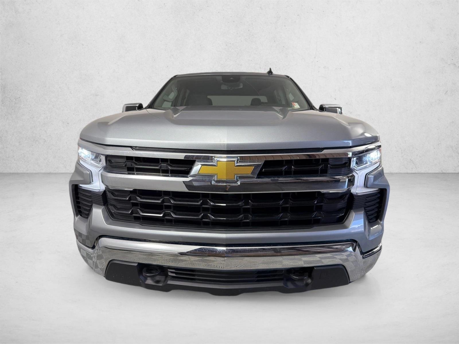 Used 2024 Sterling Gray Metallic Chevrolet LT image 8