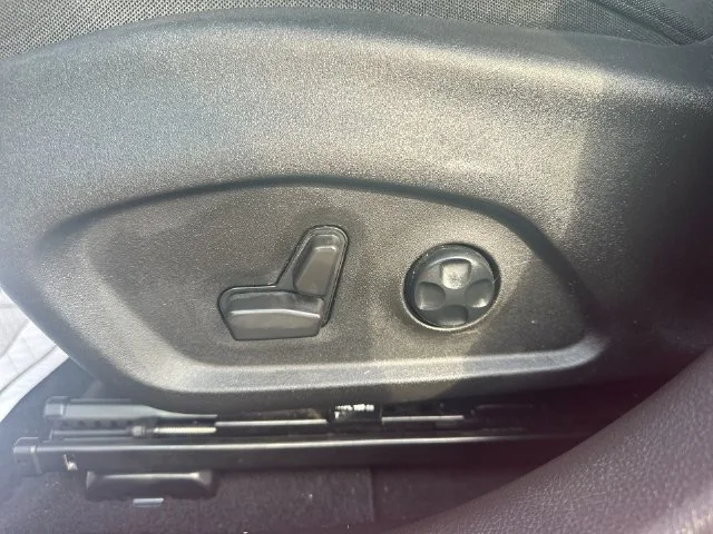 Certified Used 2021 Orange Jeep Latitude image 15