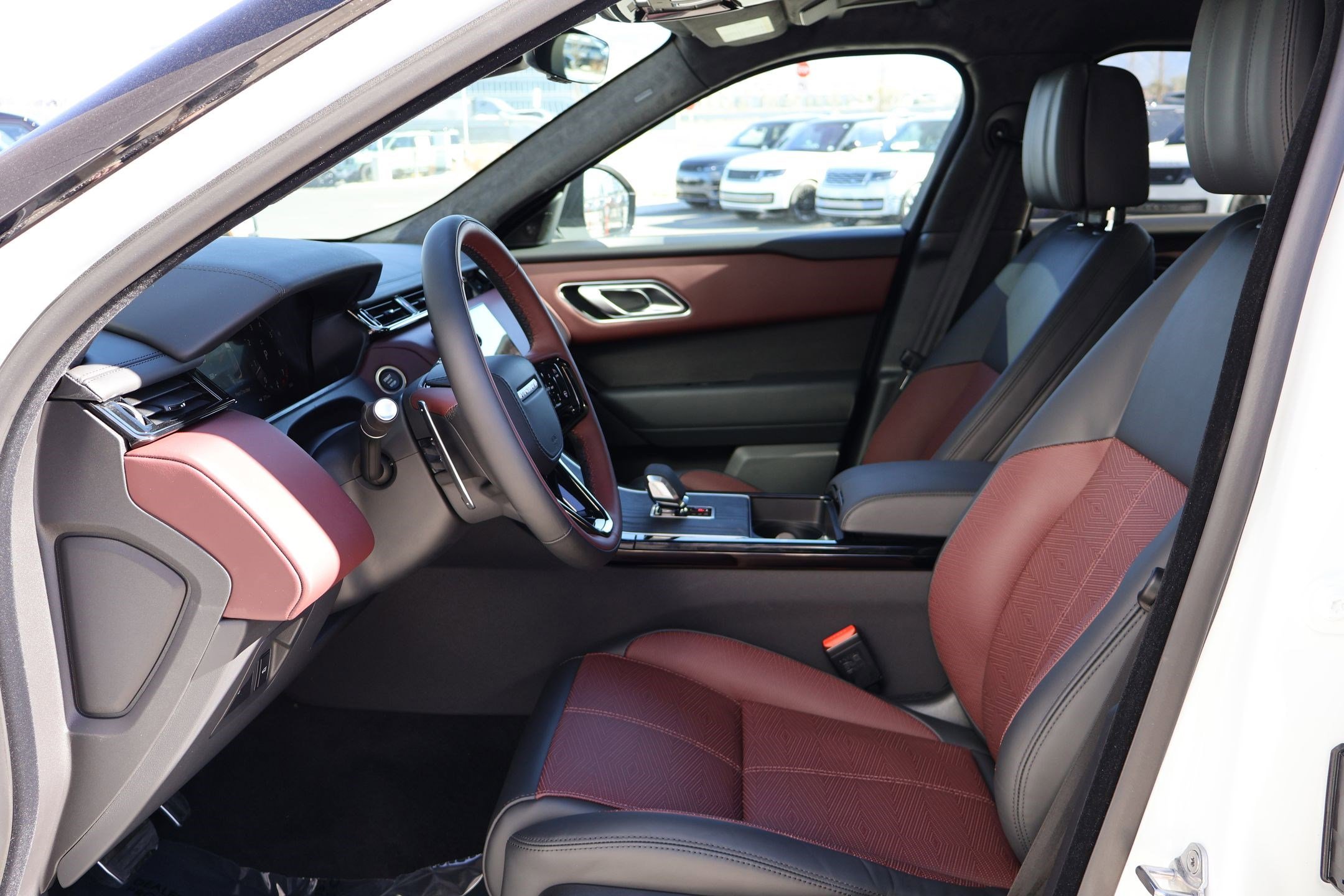 2026 Land Rover Range Rover Velar Autobiography - Photo 15