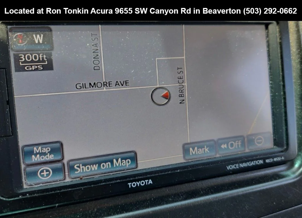 Used 2013 Silver Sky Metallic Toyota XLE image 10