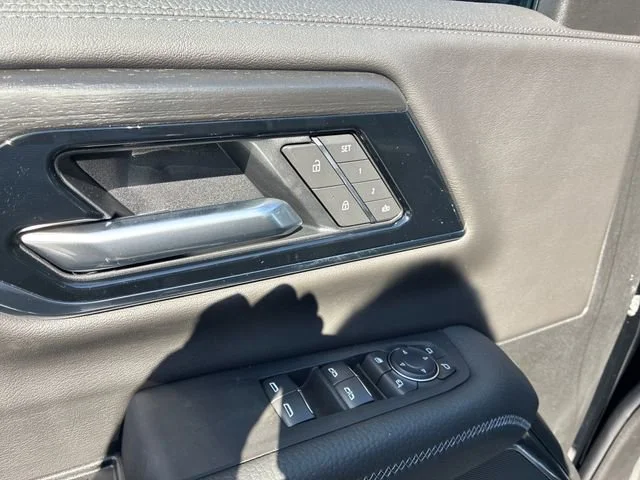 2026 GMC Yukon Denali - Photo 11