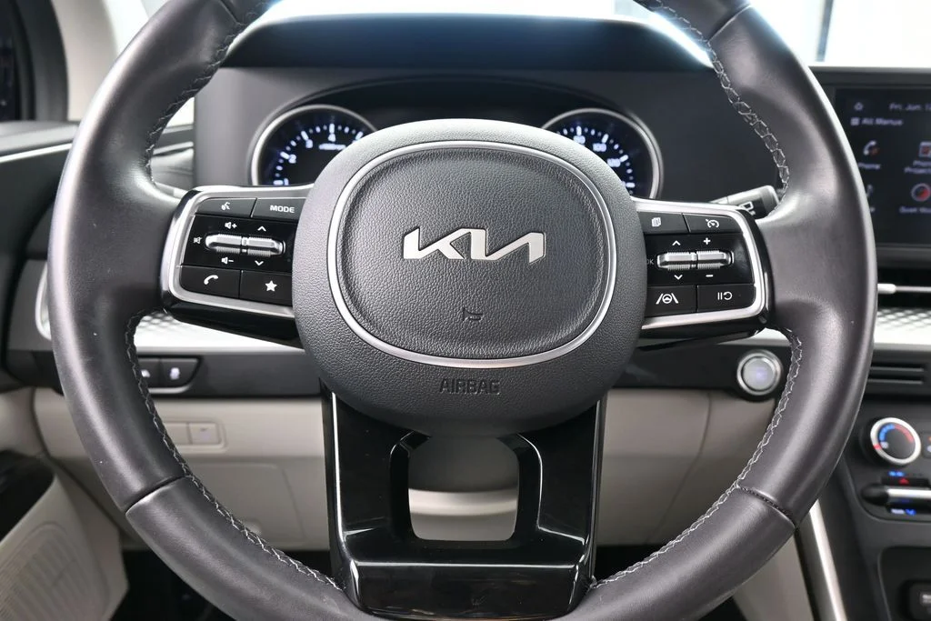 Used 2024 Deep Chroma Blue Kia LX image 26