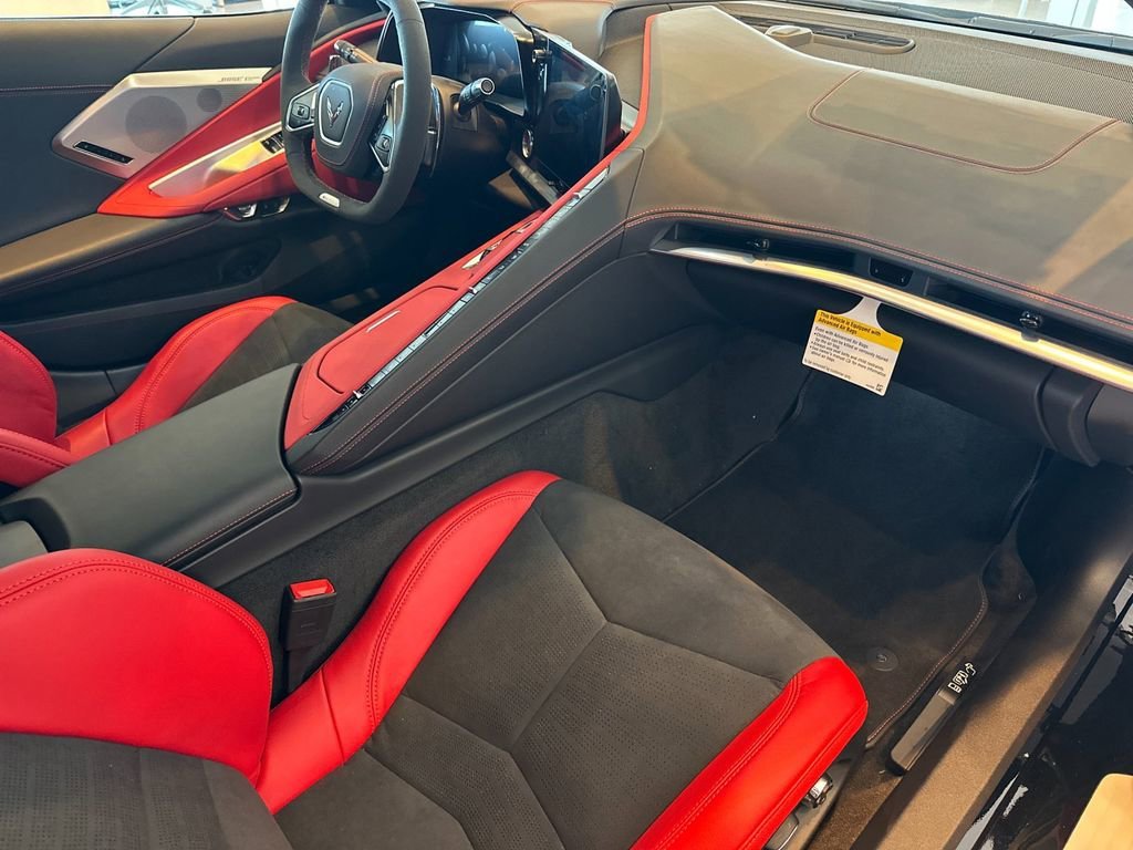 2025 Chevrolet Corvette 2LZ - Photo 12