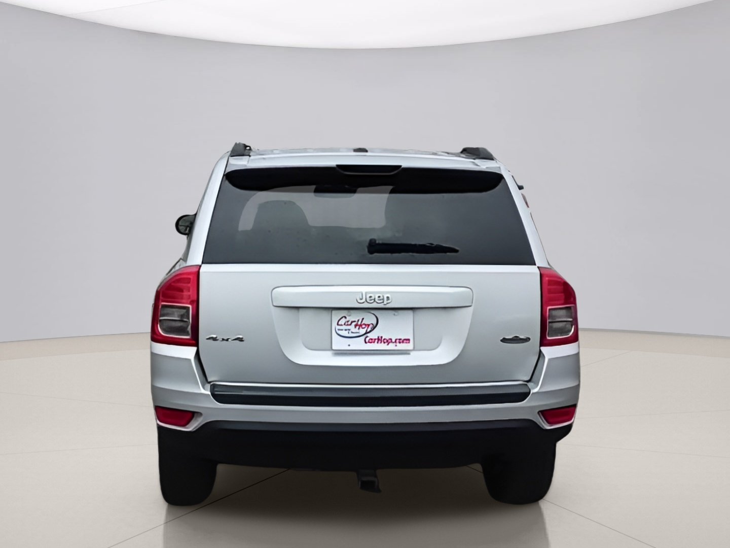 Used 2011 Silver Jeep NORTH EDITION image 6