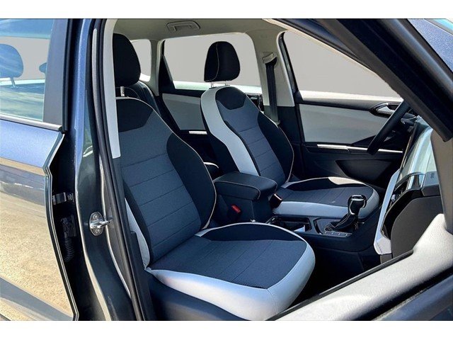 New 2026 Platinum Gray Metallic Volkswagen 1.5T S image 29