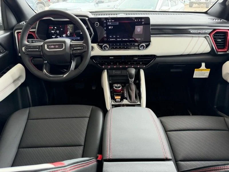 2026 GMC Canyon AT4X - Photo 8