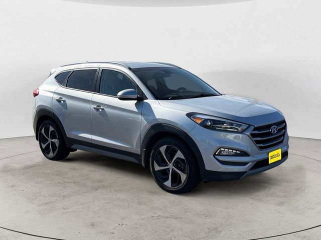 Used 2017 Silver Hyundai Sport image 7