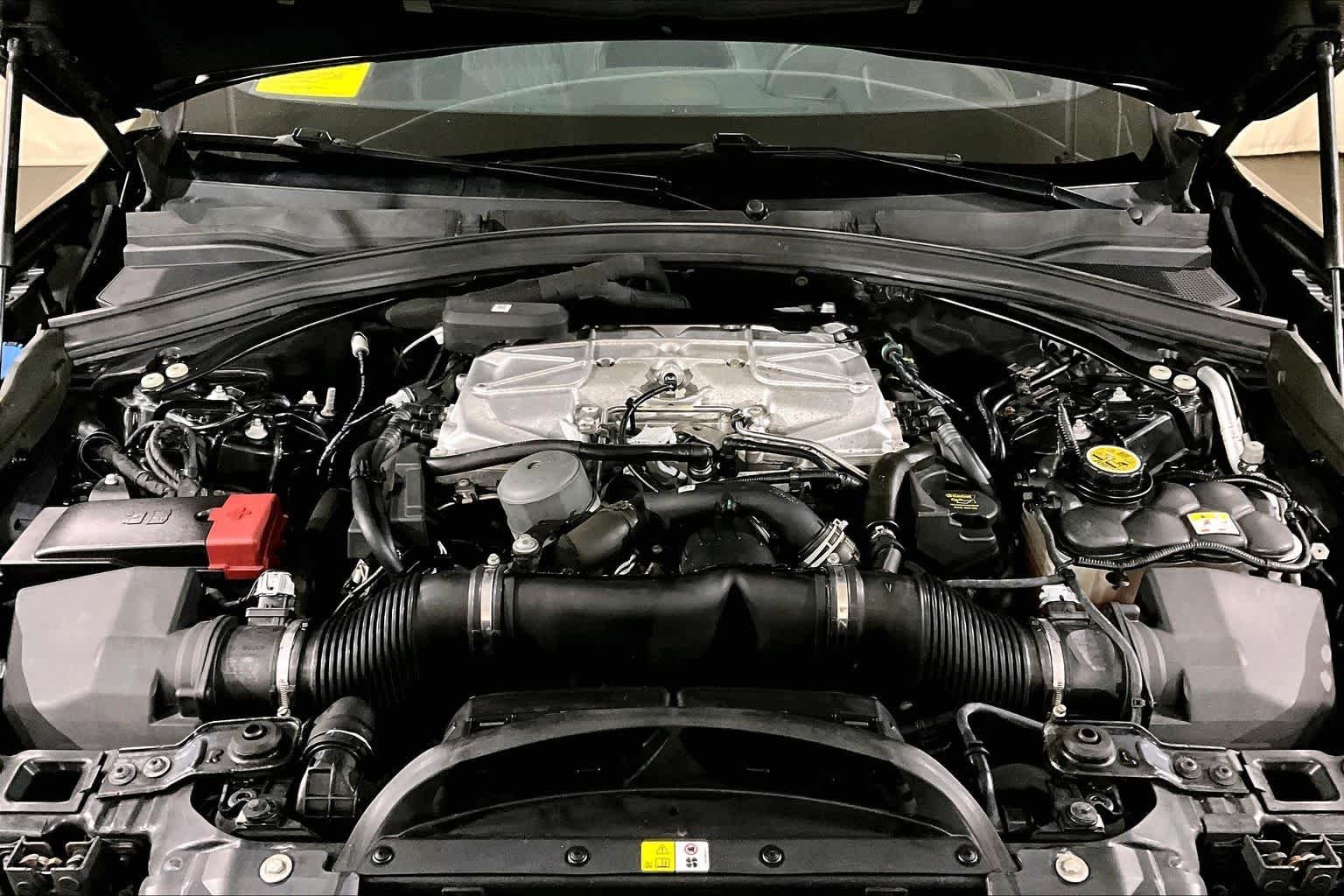 Used 2020 BLACK Jaguar SVR image 29