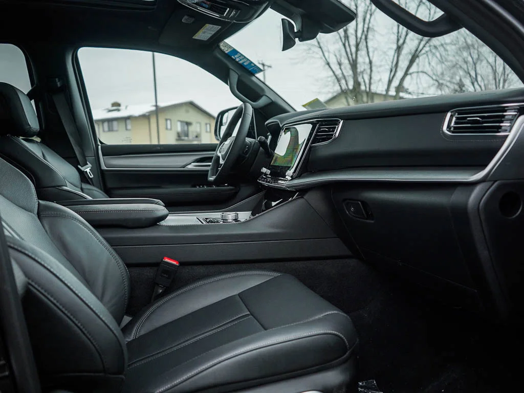2026 Jeep Grand Wagoneer Limited Reserve - Photo 11