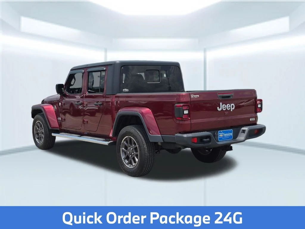 Used 2021 Red Jeep Overland image 4