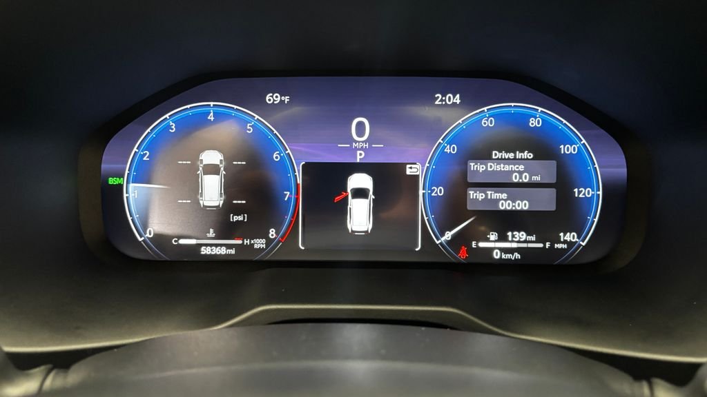 Used 2023  Toyota Limited image 17